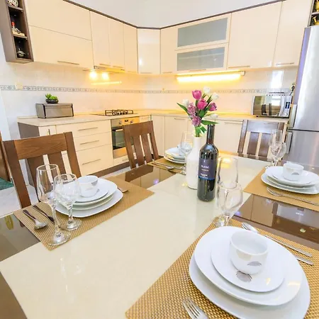 Apartament By The Sea Kastel Luksic, - 12872 Kaštela